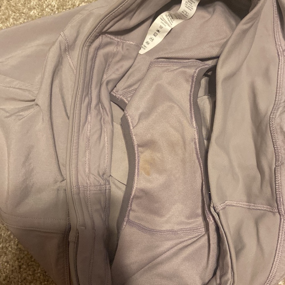 Lululemon shorts - Picture 3 of 4